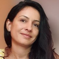 Profile picture for user Luciana professora