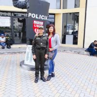 Profile picture for user debora_123