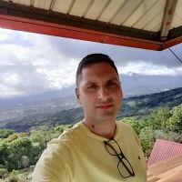 Ricardo Solis V