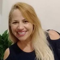 Profile picture for user AdrianaTenorio