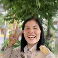 นางรุ่งนภา ผลเกิด