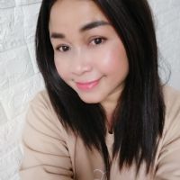 เกษร  นาควรรณ