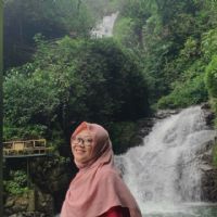 Profile picture for user cicisrihry