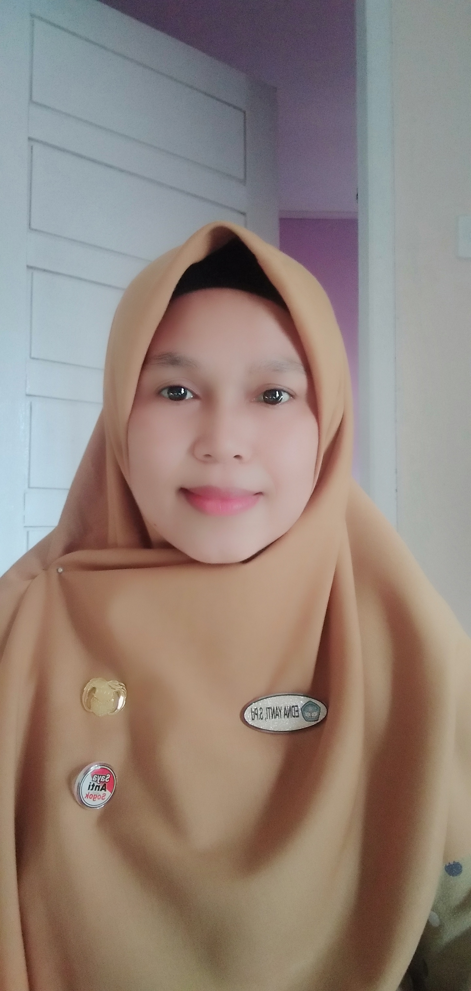 Profile picture for user Edna Yanti