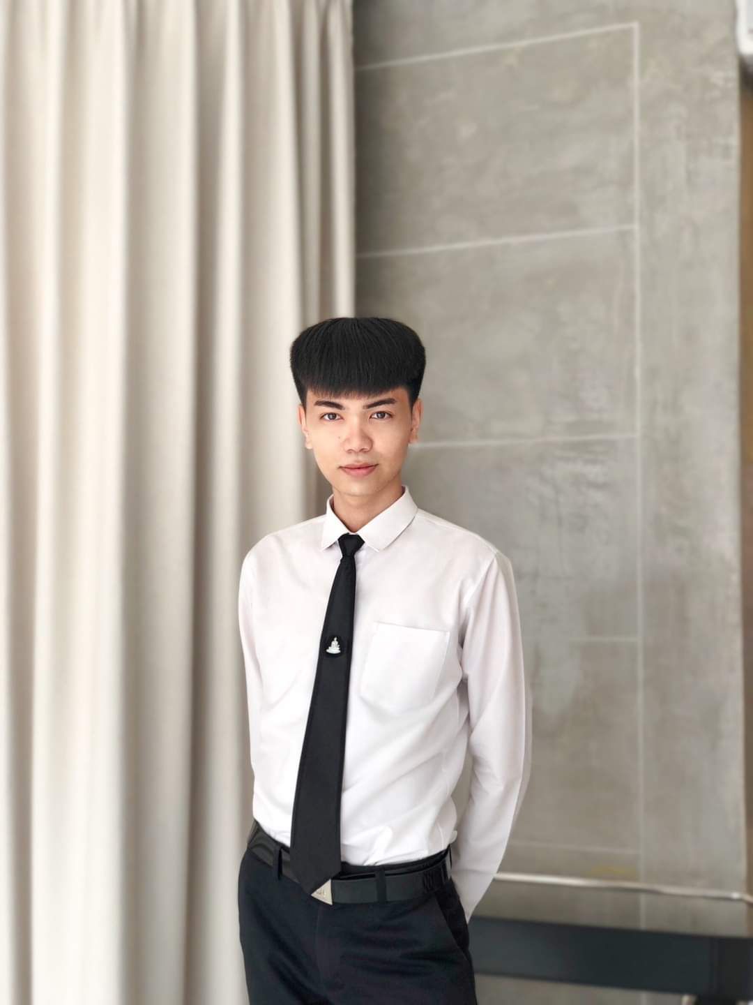 Profile picture for user Poomsak2000