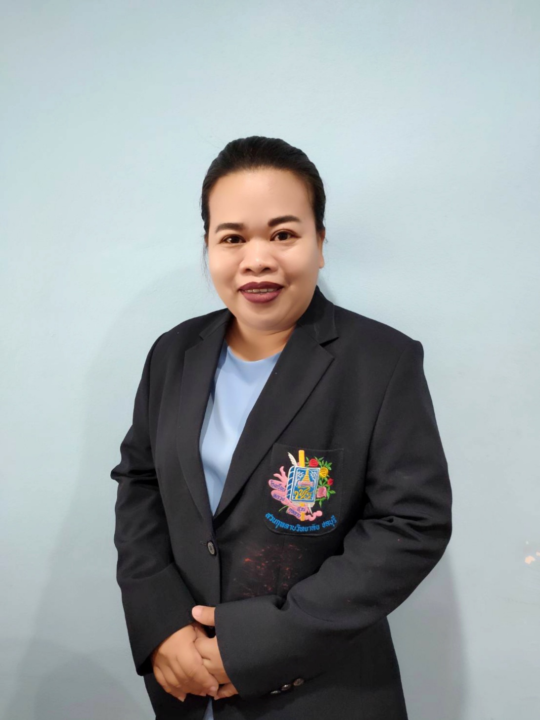 Profile picture for user poohnuch