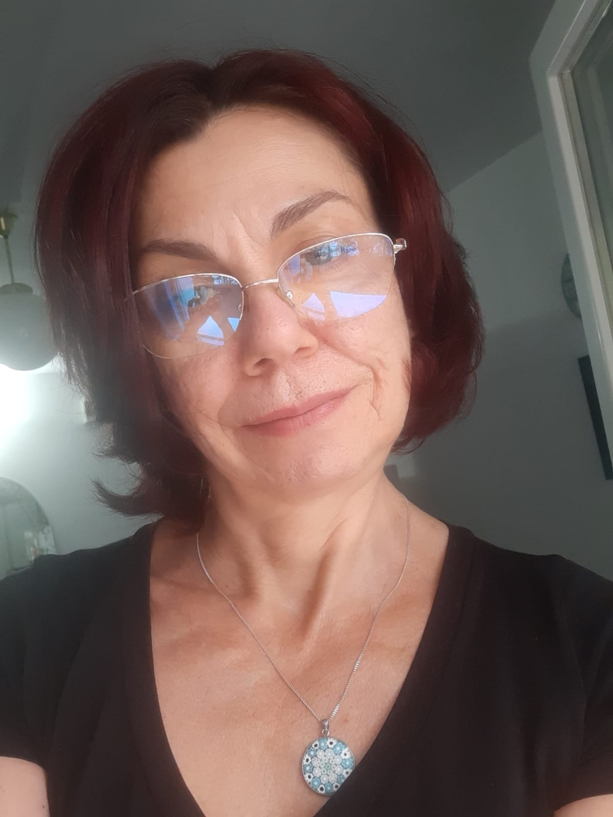 Profile picture for user SimonaPetrescu