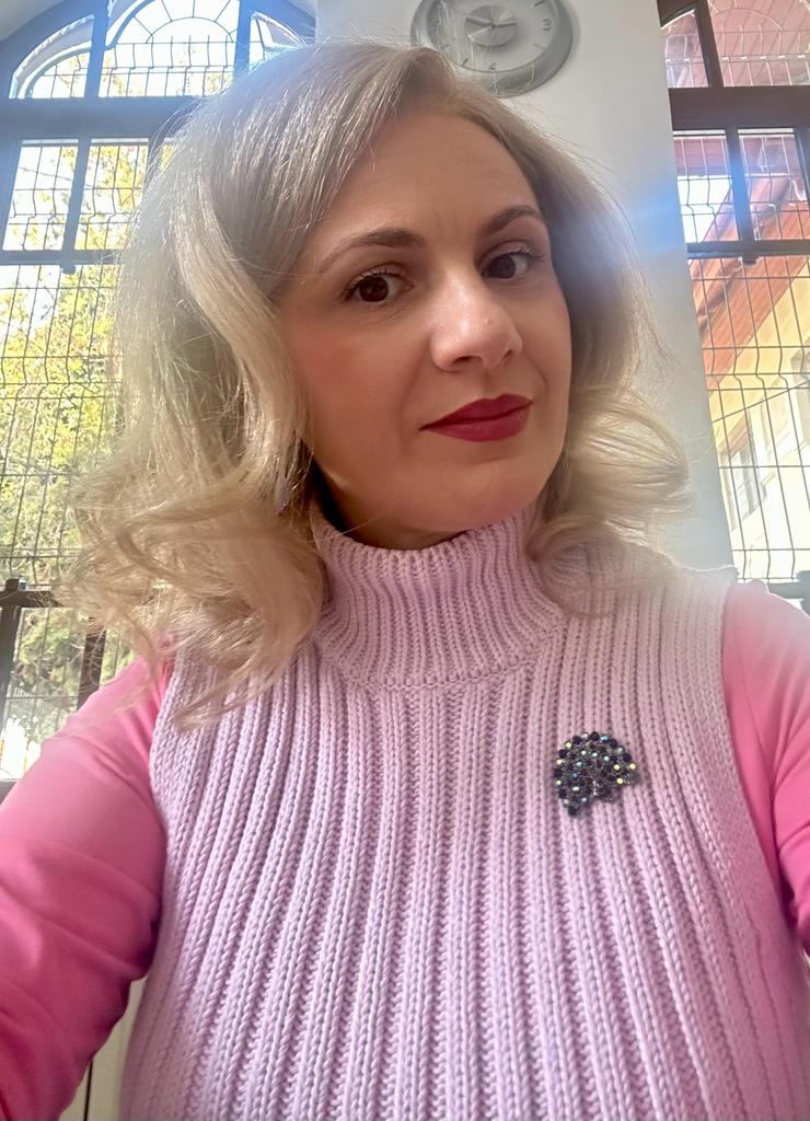 Profile picture for user veronicahagi