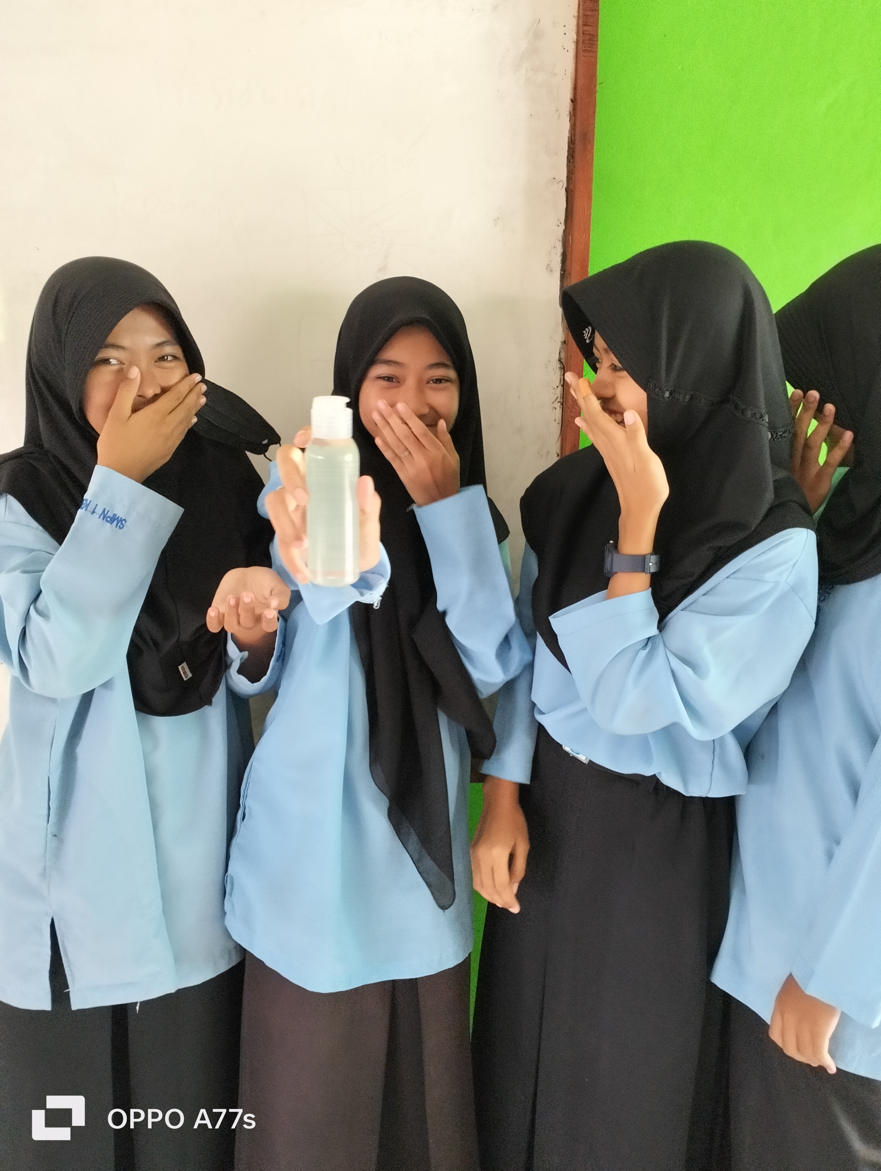 Profile picture for user Ayunurfitriyani