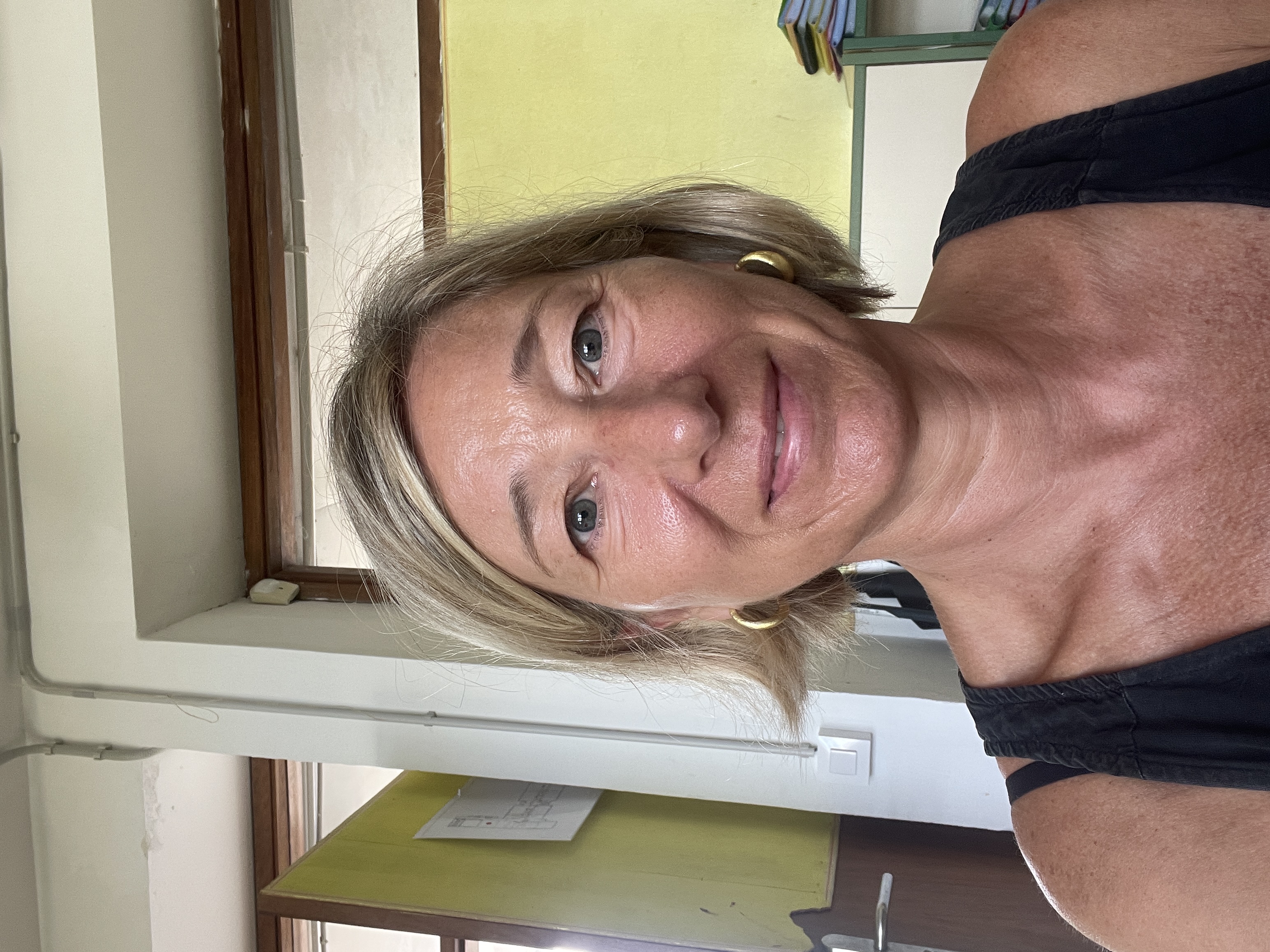 Profile picture for user ARAOBE