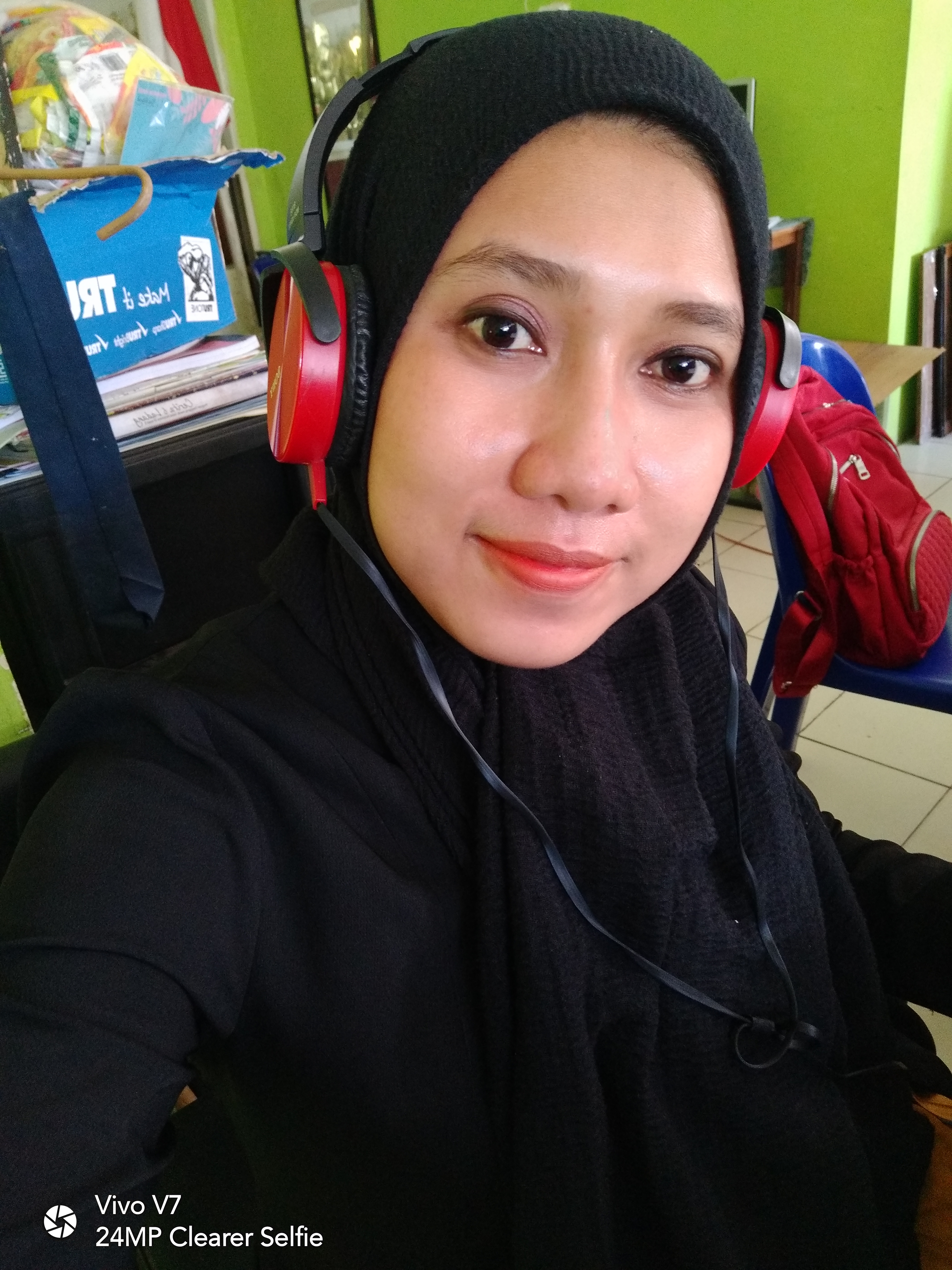 Profile picture for user Sundari87