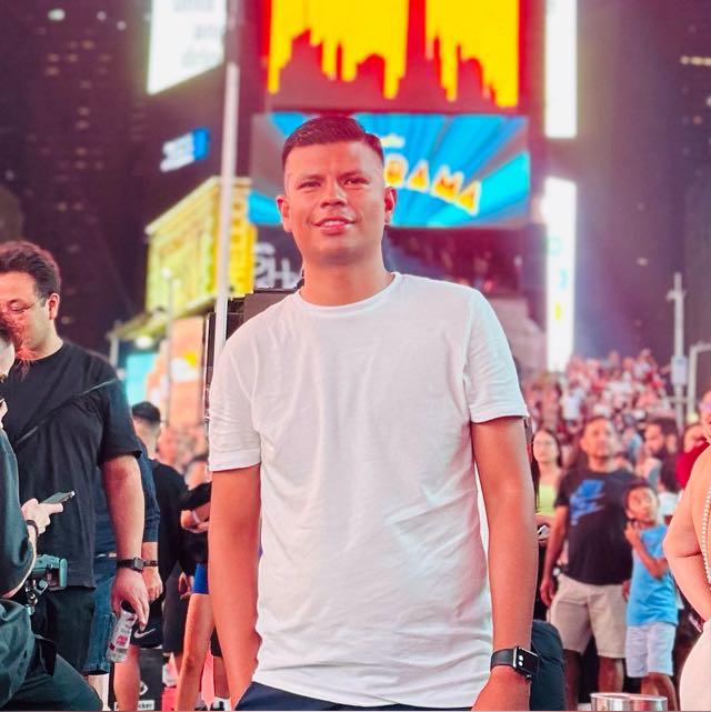 Profile picture for user profr.arizmendie