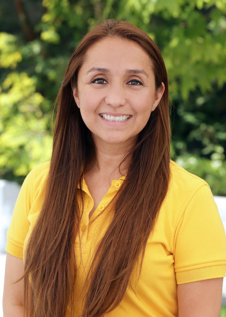 Profile picture for user AlliCastillo