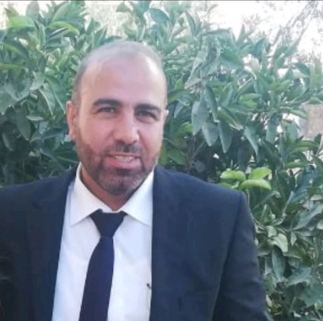 Profile picture for user ayach