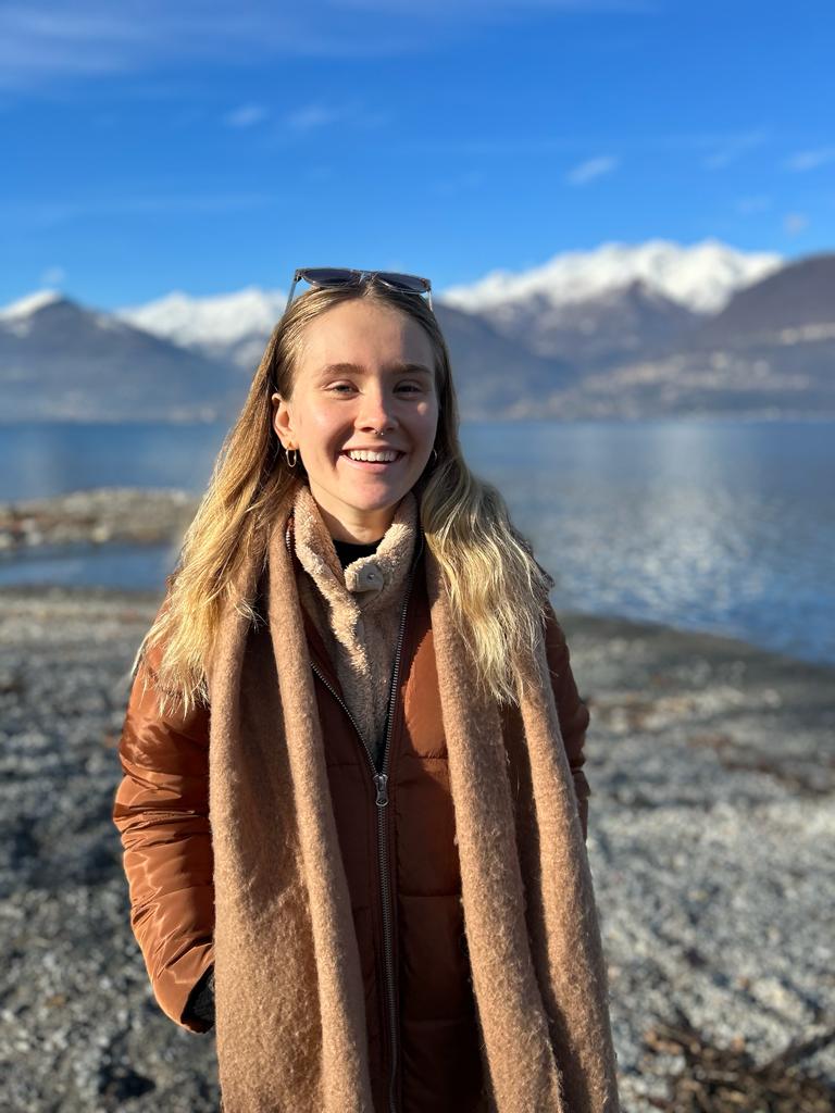 Profile picture for user lenamagda123