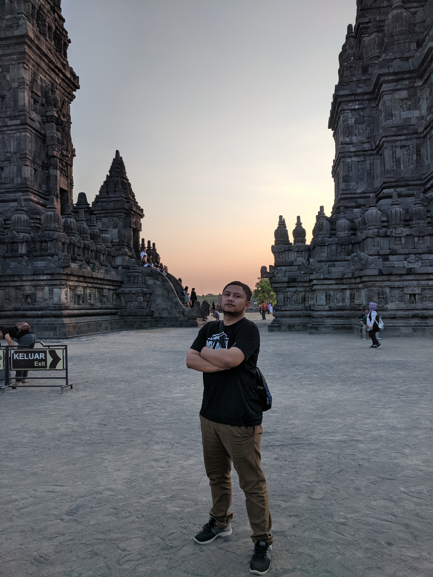 Profile picture for user gharinsp