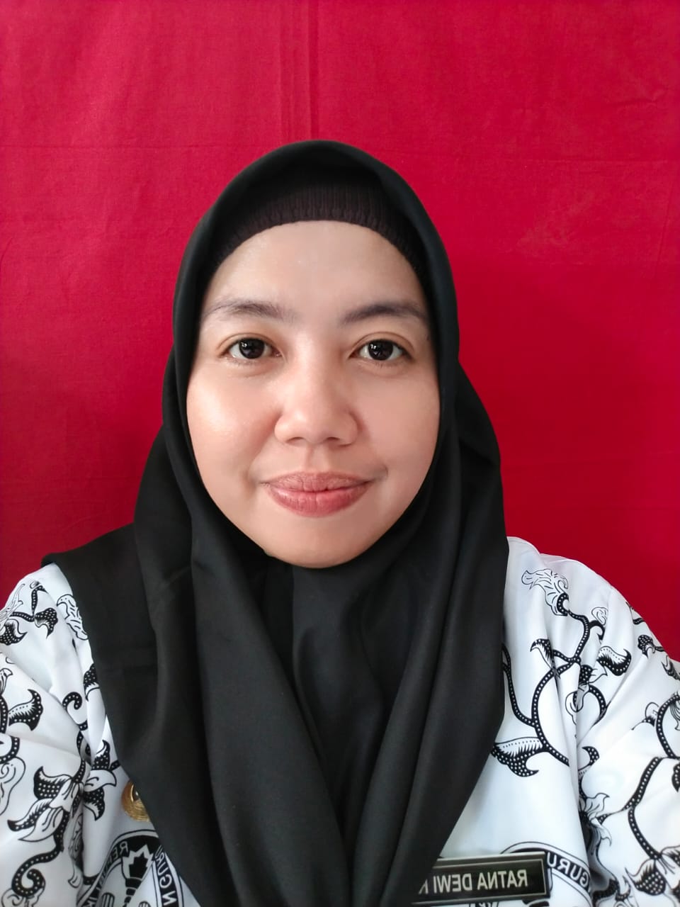 Profile picture for user ratnadewi027