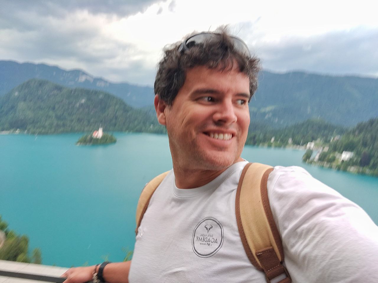 Profile picture for user Pedro _Vera