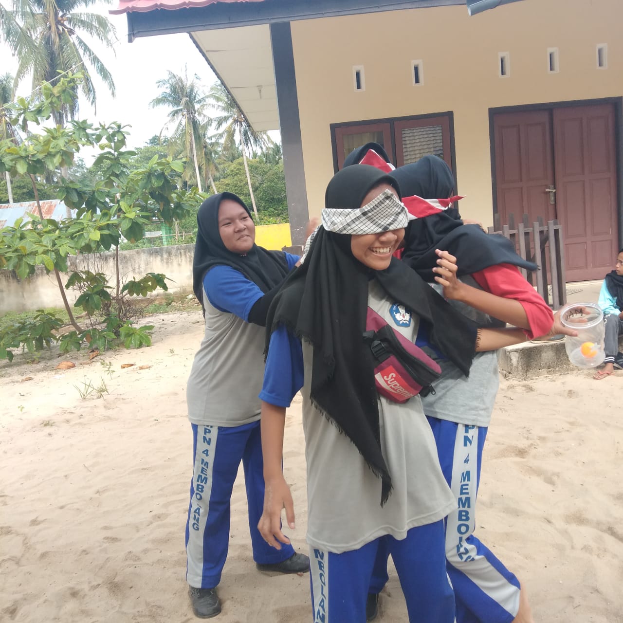 Profile picture for user Oryzazafivanieo