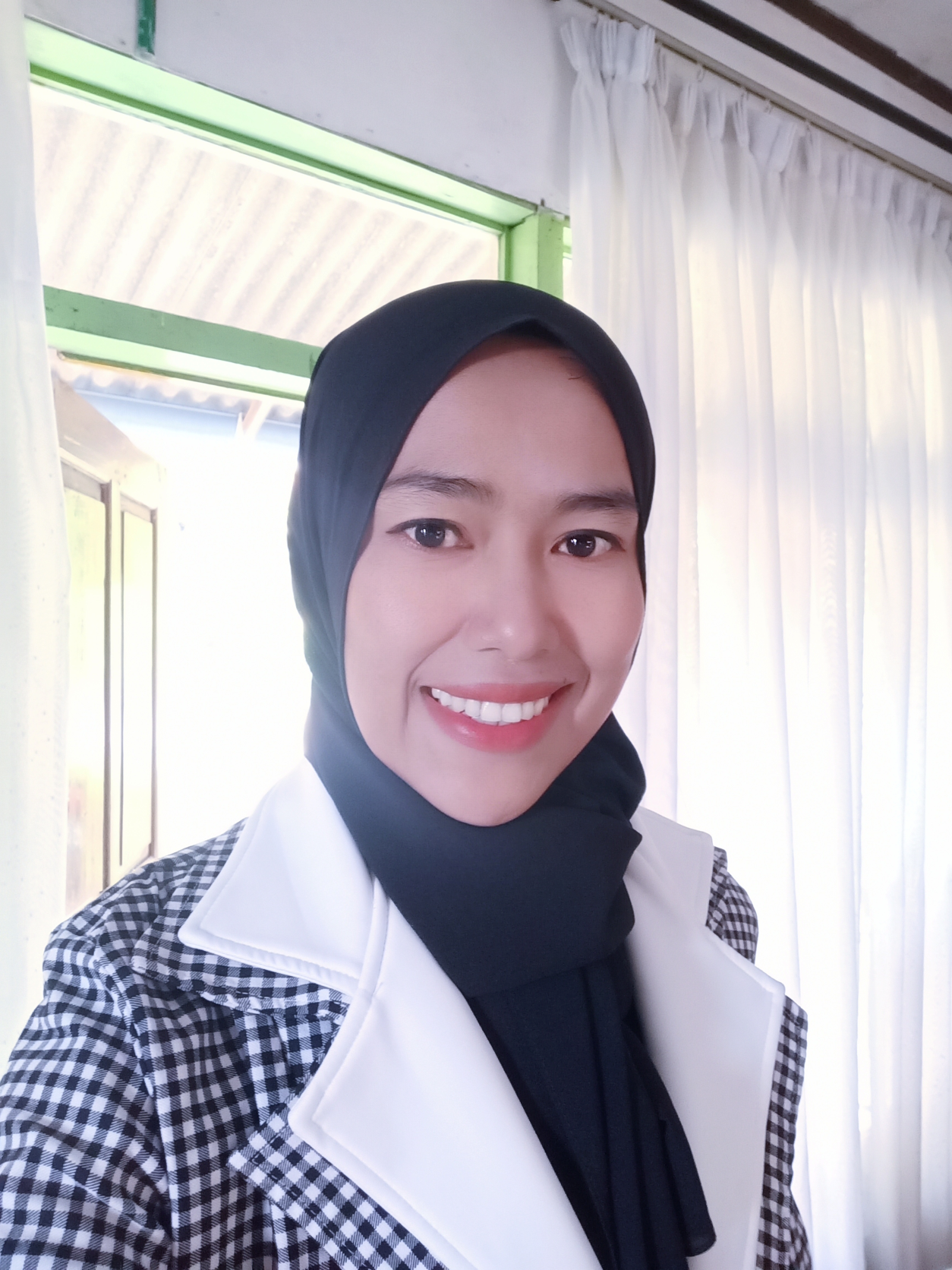 Profile picture for user euissuwangsih