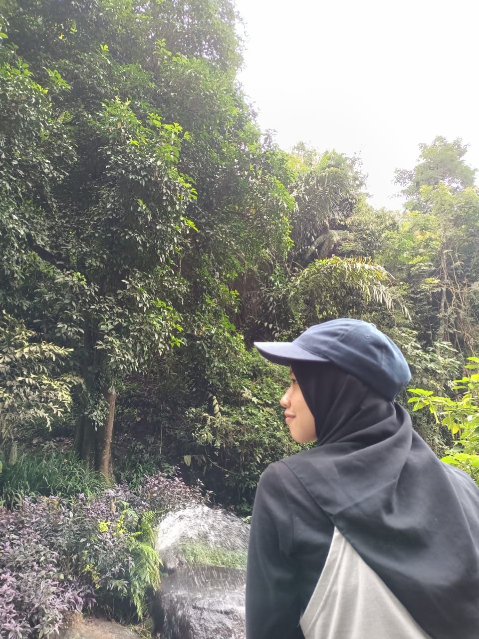 Profile picture for user Rosyidatul10