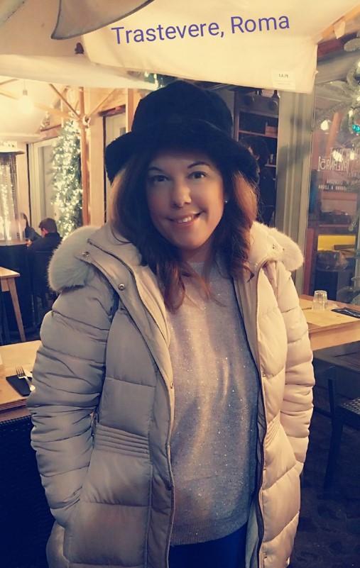 Profile picture for user Yuli Lambrou