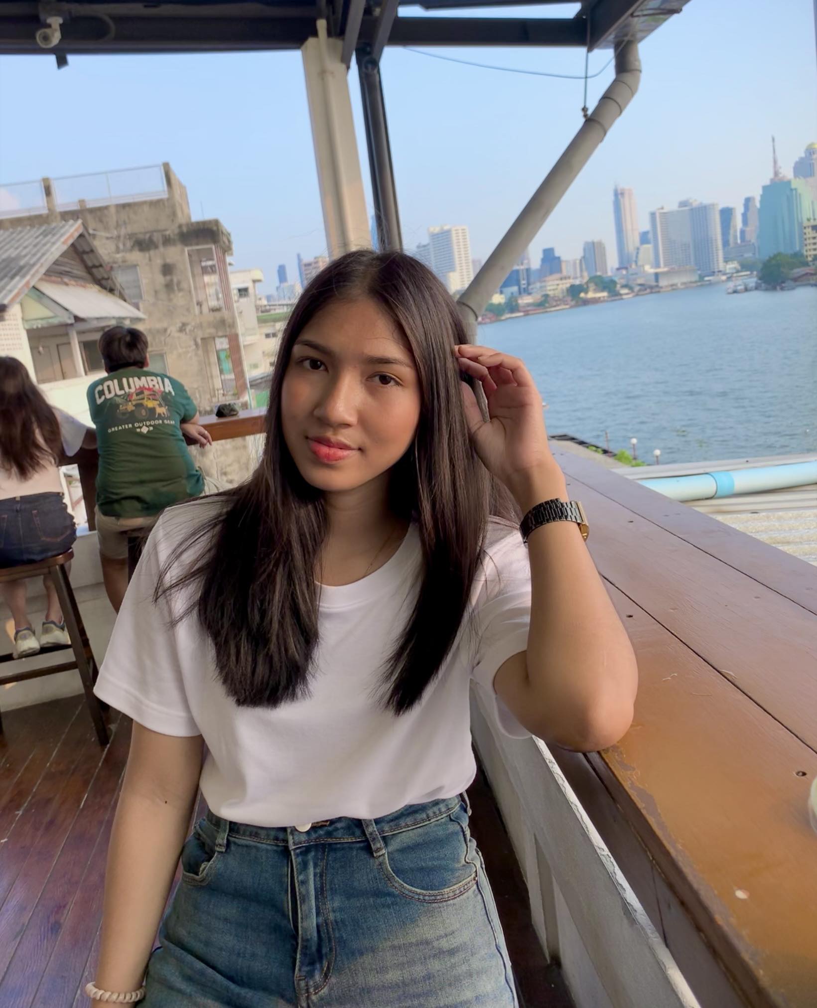 Profile picture for user Suwaphat_0412