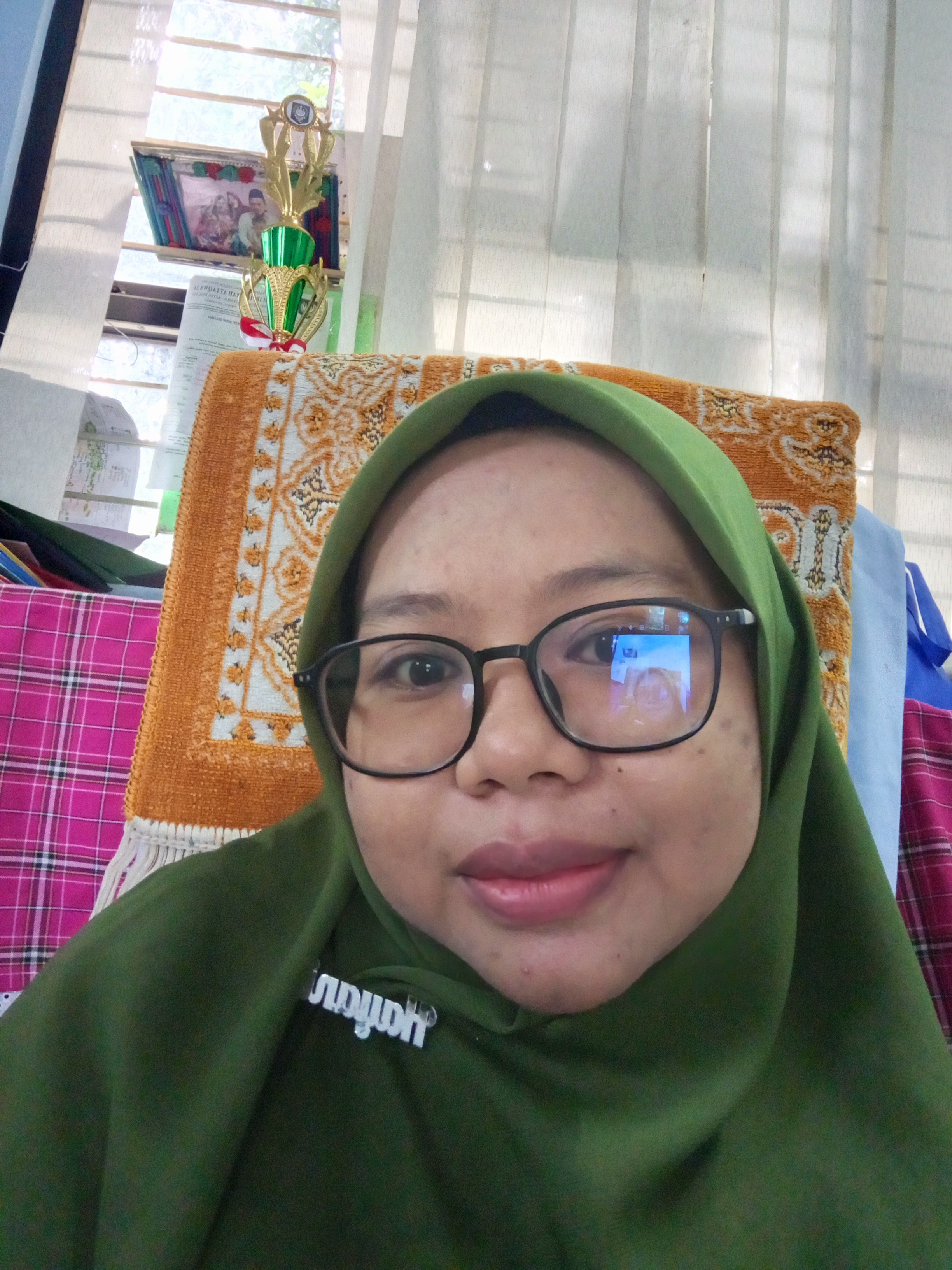 Profile picture for user Nurul_Inayah95