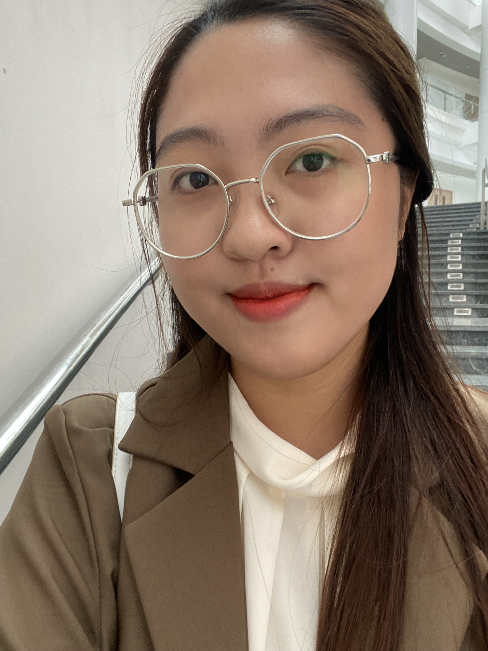 Profile picture for user hoa2001