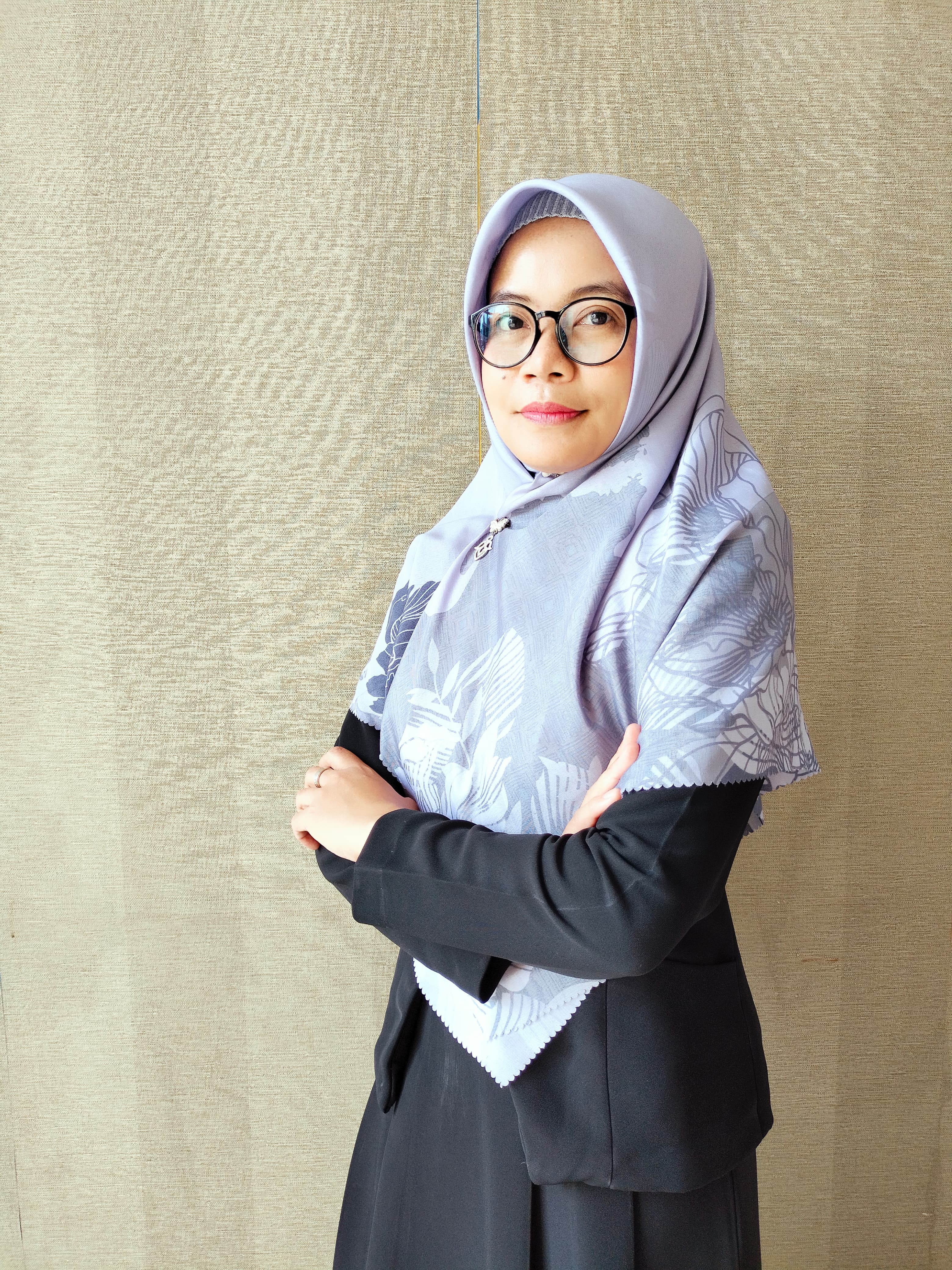 Profile picture for user Indah_Widyawati