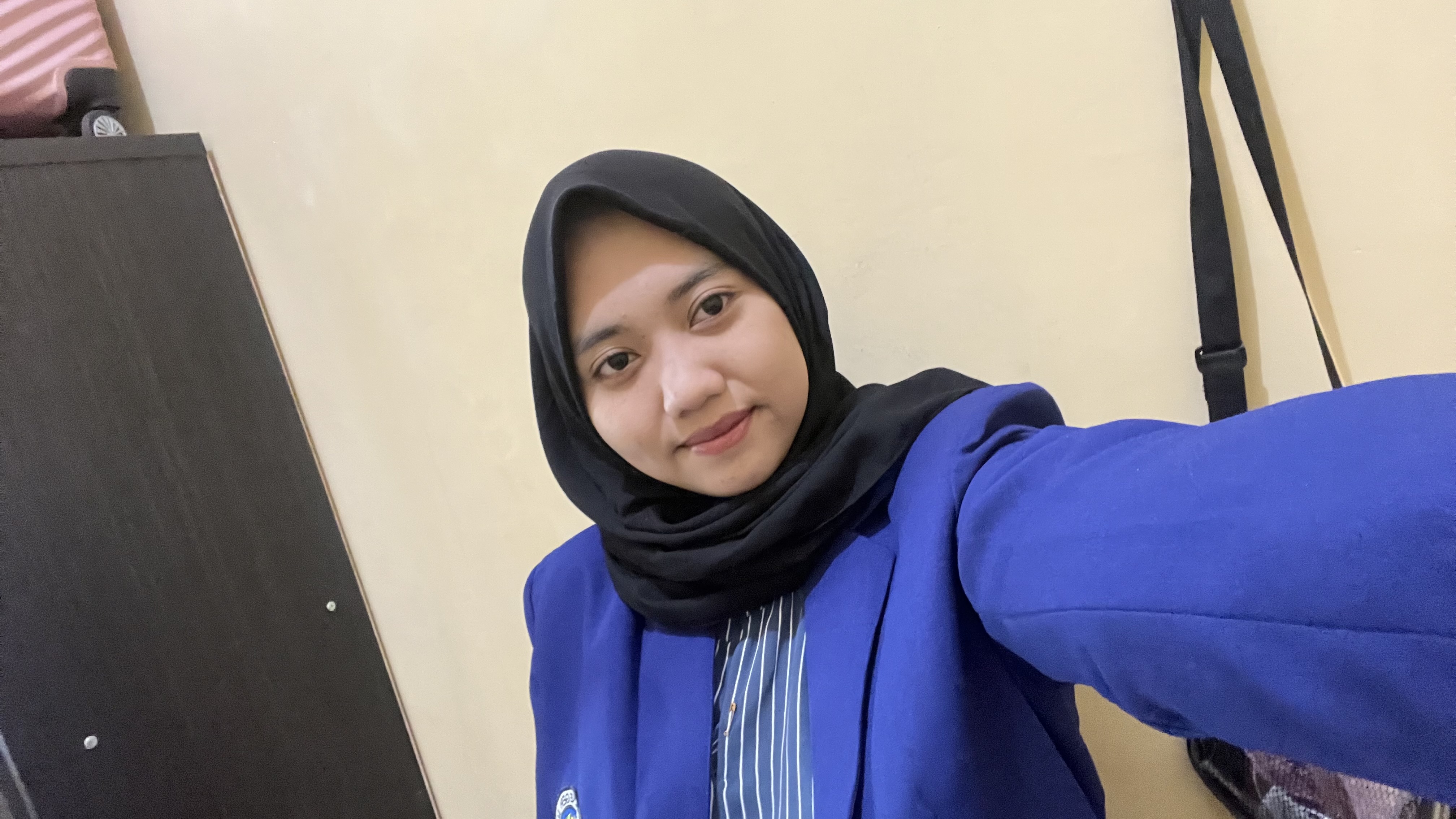 Profile picture for user Salmaauliya1