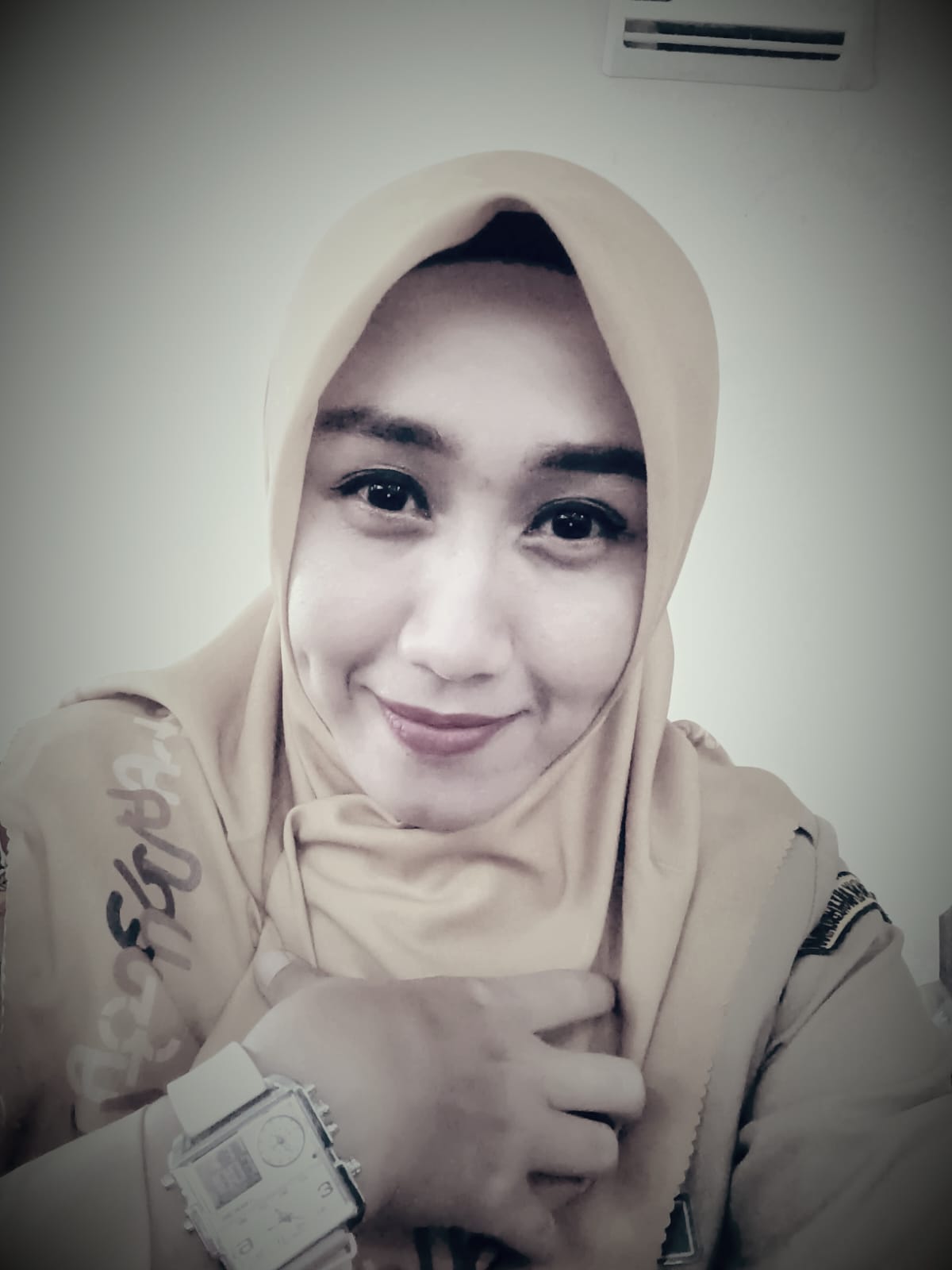 Profile picture for user nadinnarennara3