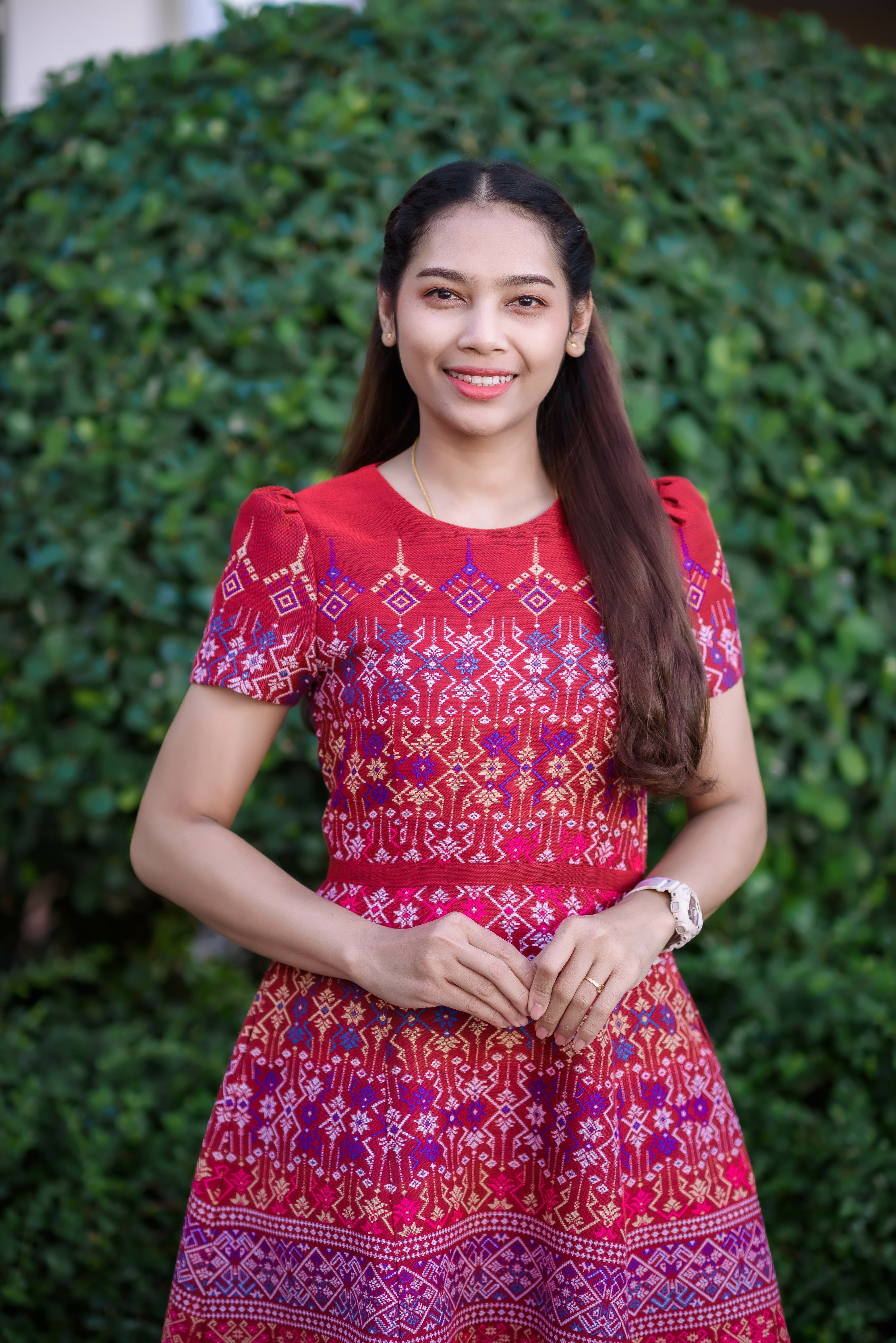 Profile picture for user Poranee