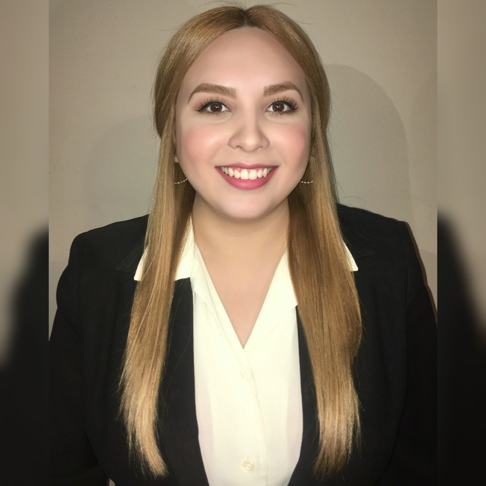 Profile picture for user MissValeriaRD