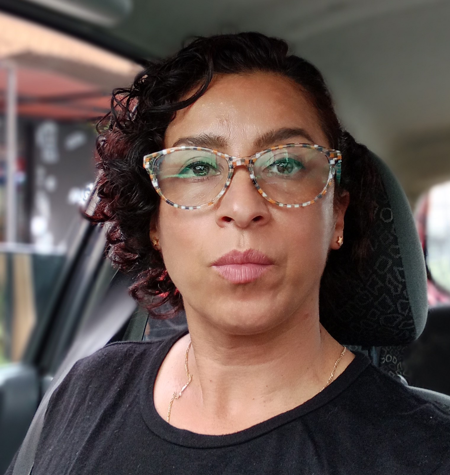 Profile picture for user monicabet24