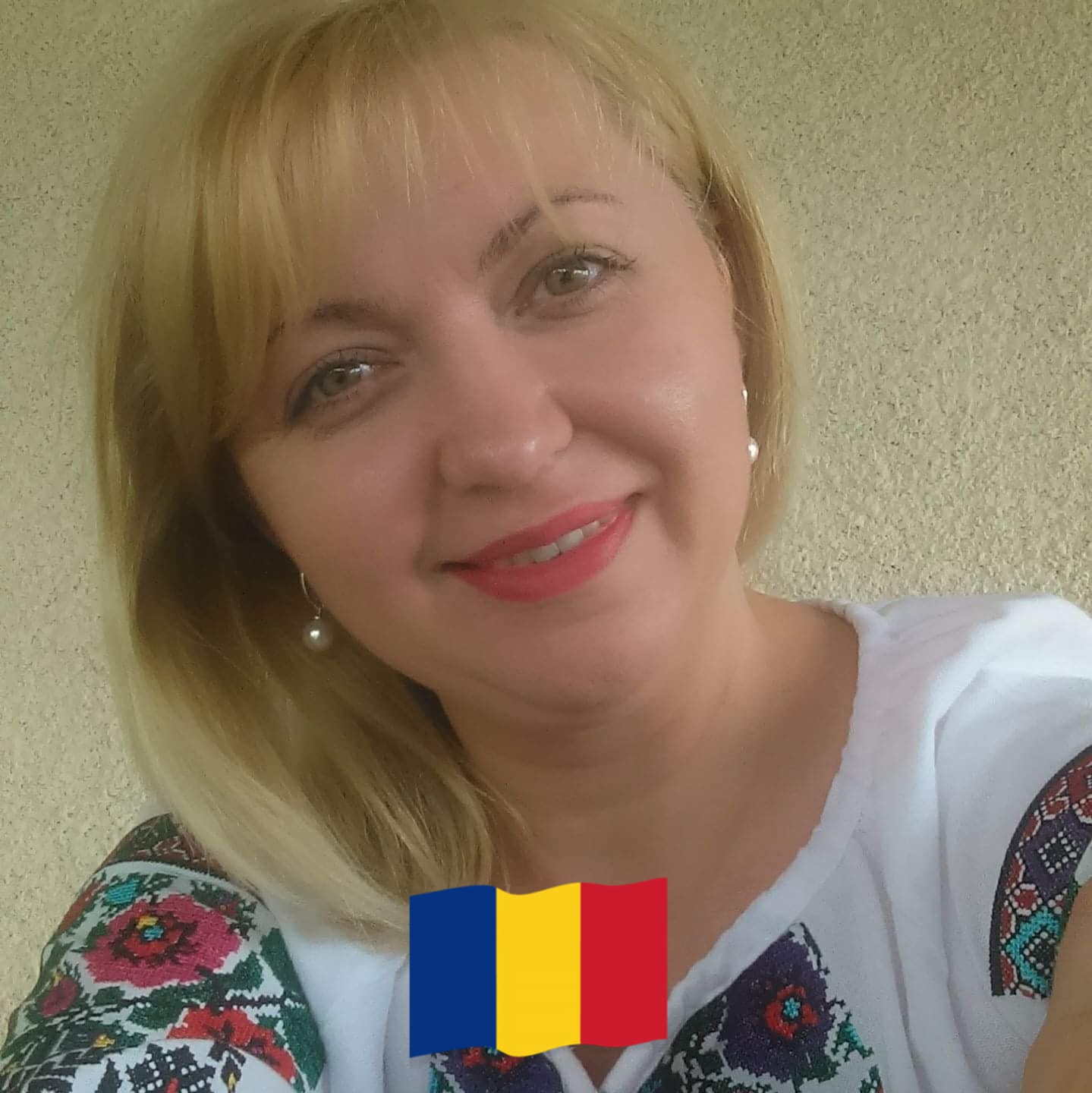 Profile picture for user Ioanalavinia