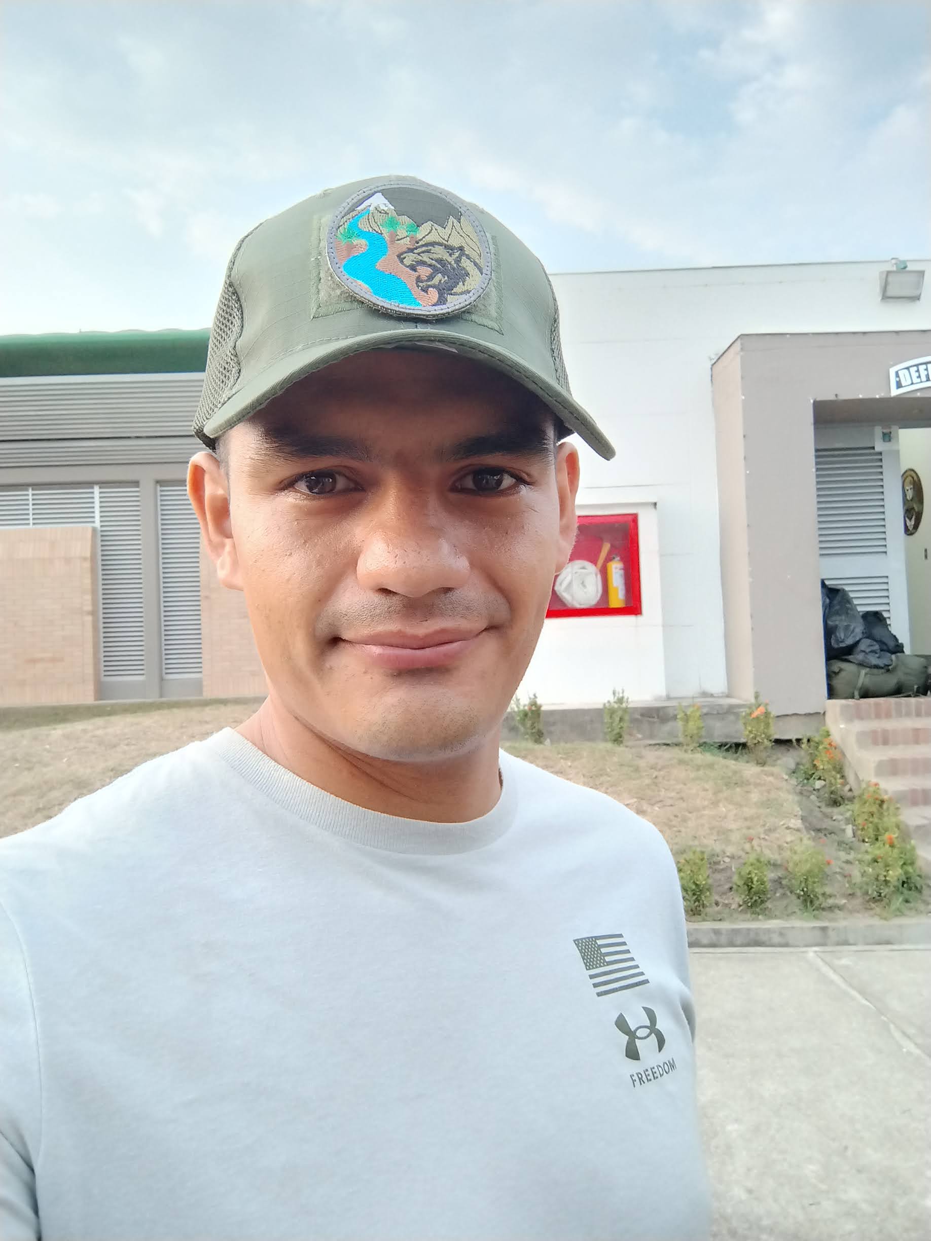 Profile picture for user alberto_31F