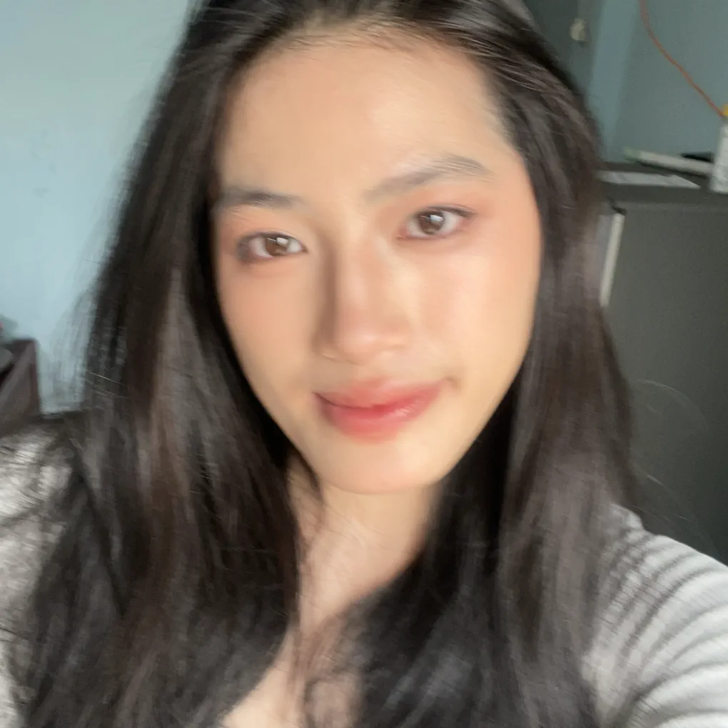 Profile picture for user Huyen_05