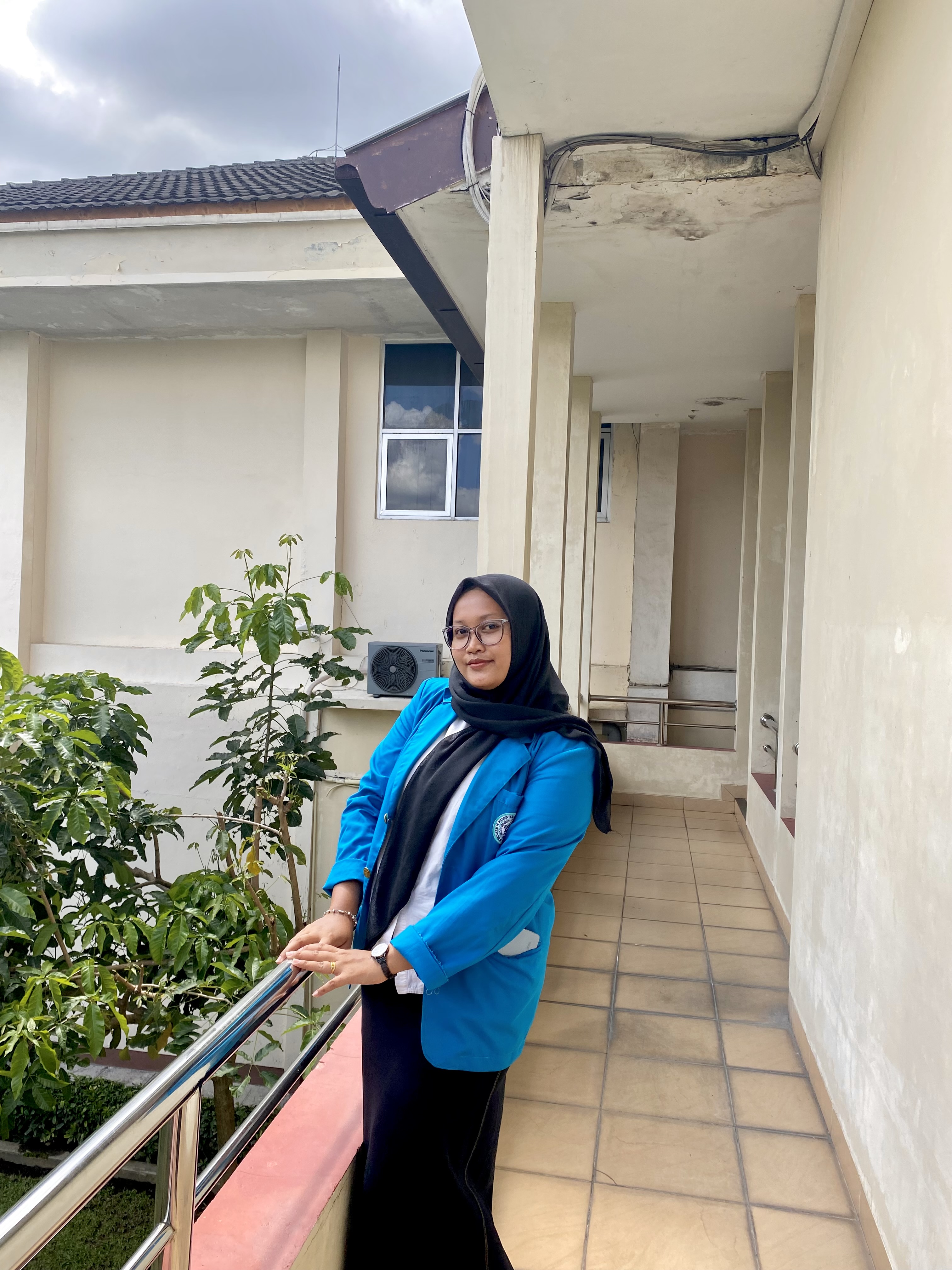 Profile picture for user melsaayusaputri