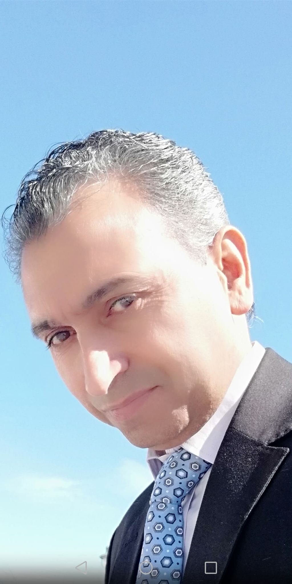 Profile picture for user Mohamad1234