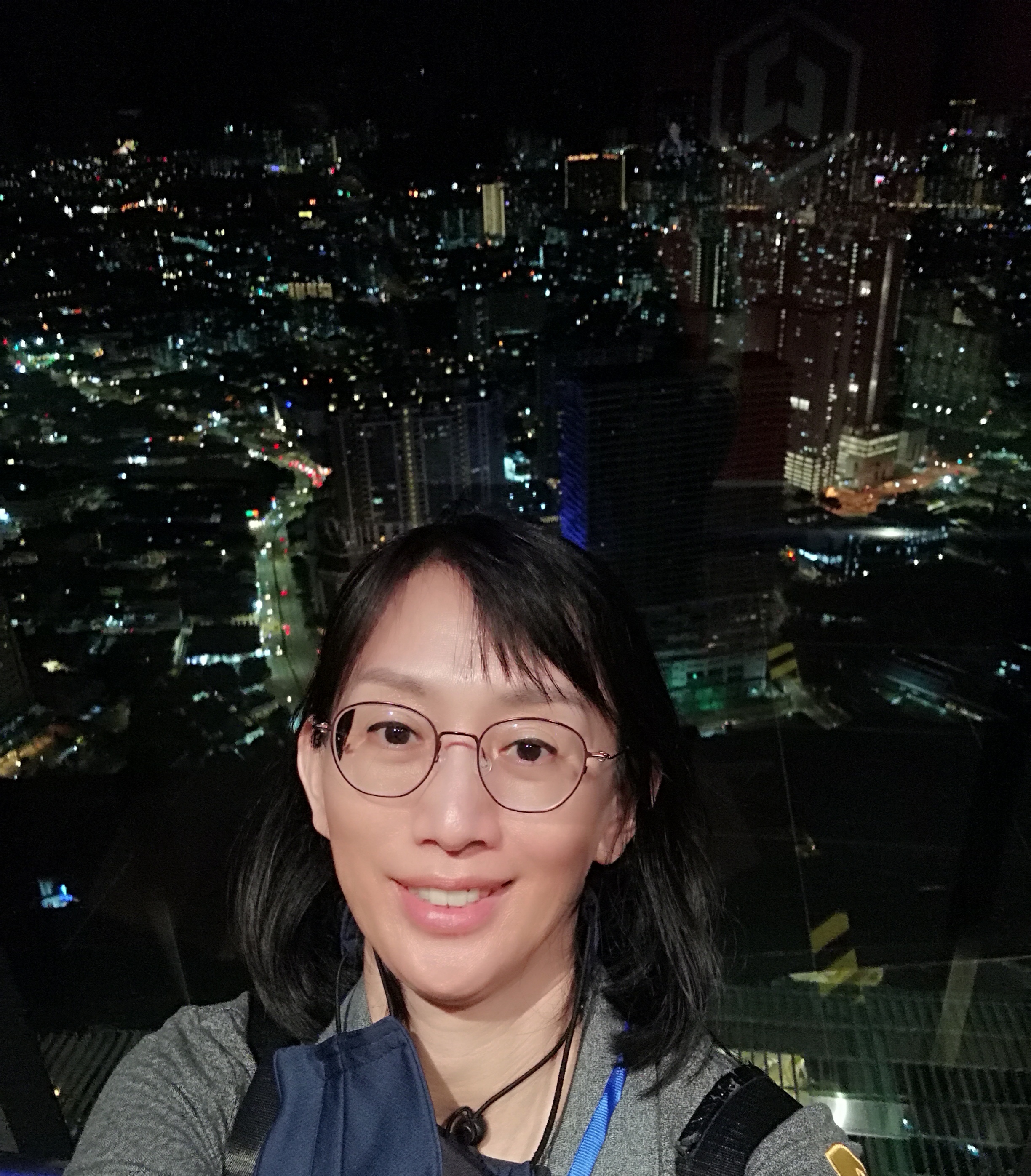 Profile picture for user tinghieking