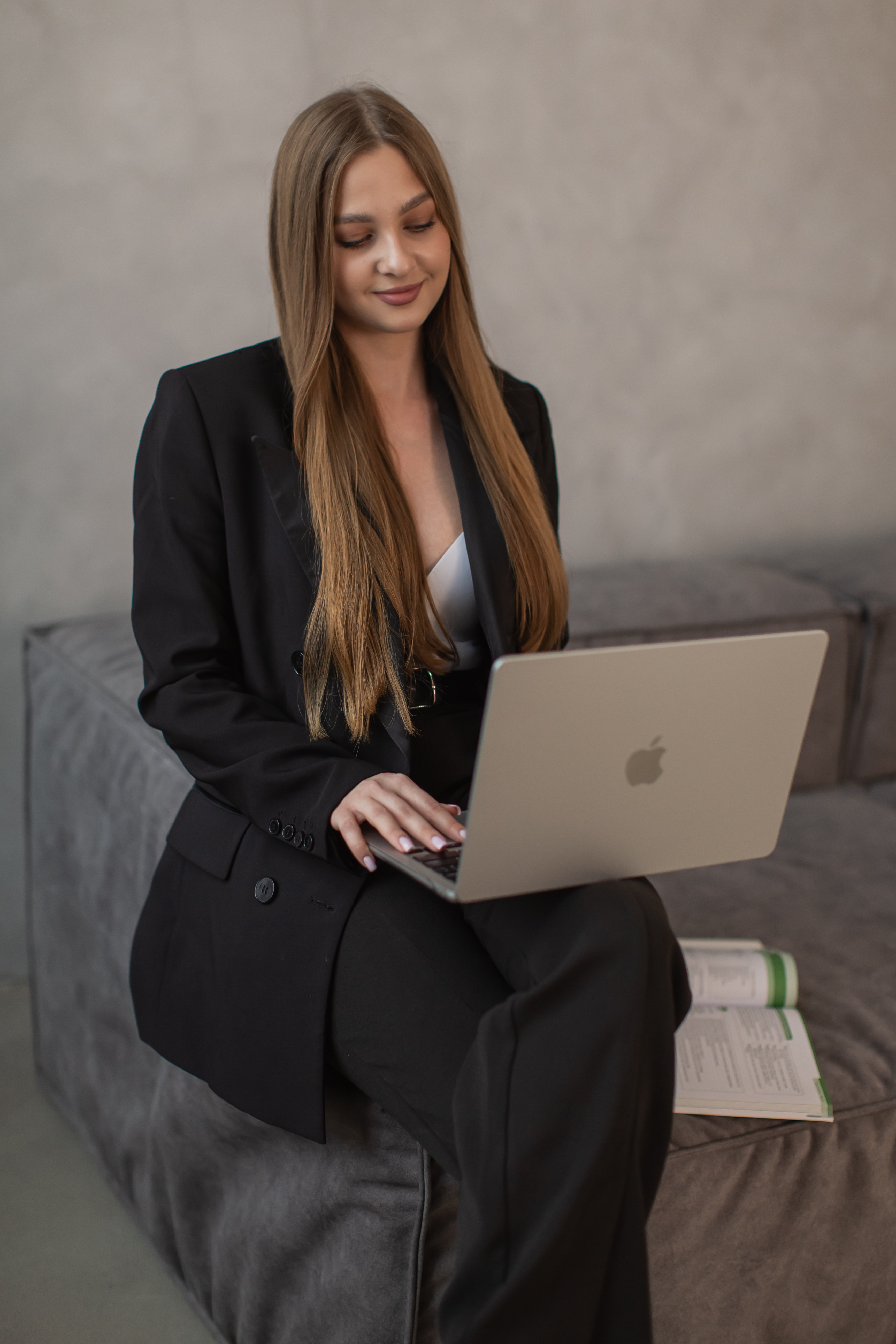 Profile picture for user antonina3030