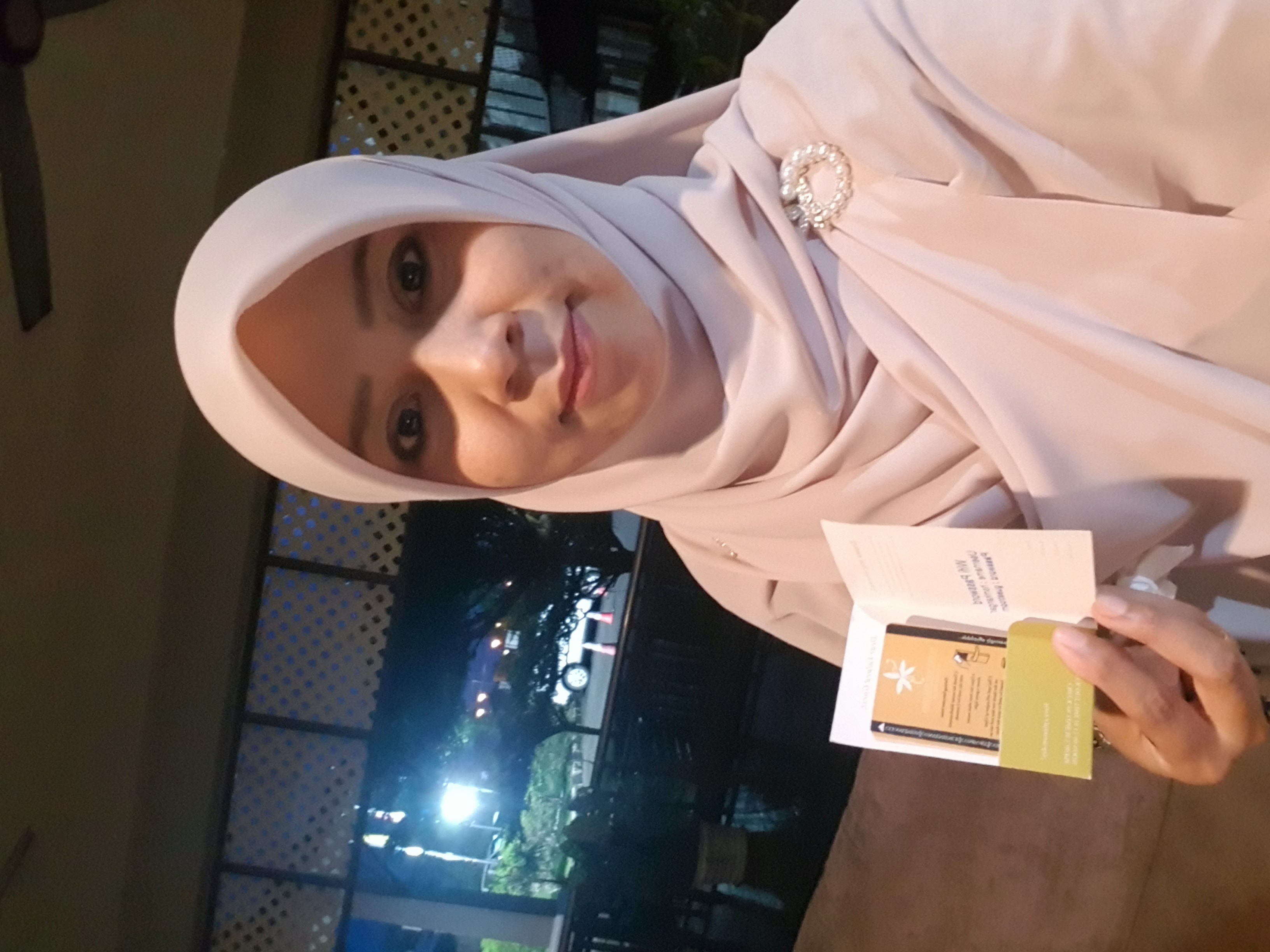 Profile picture for user Rowiya