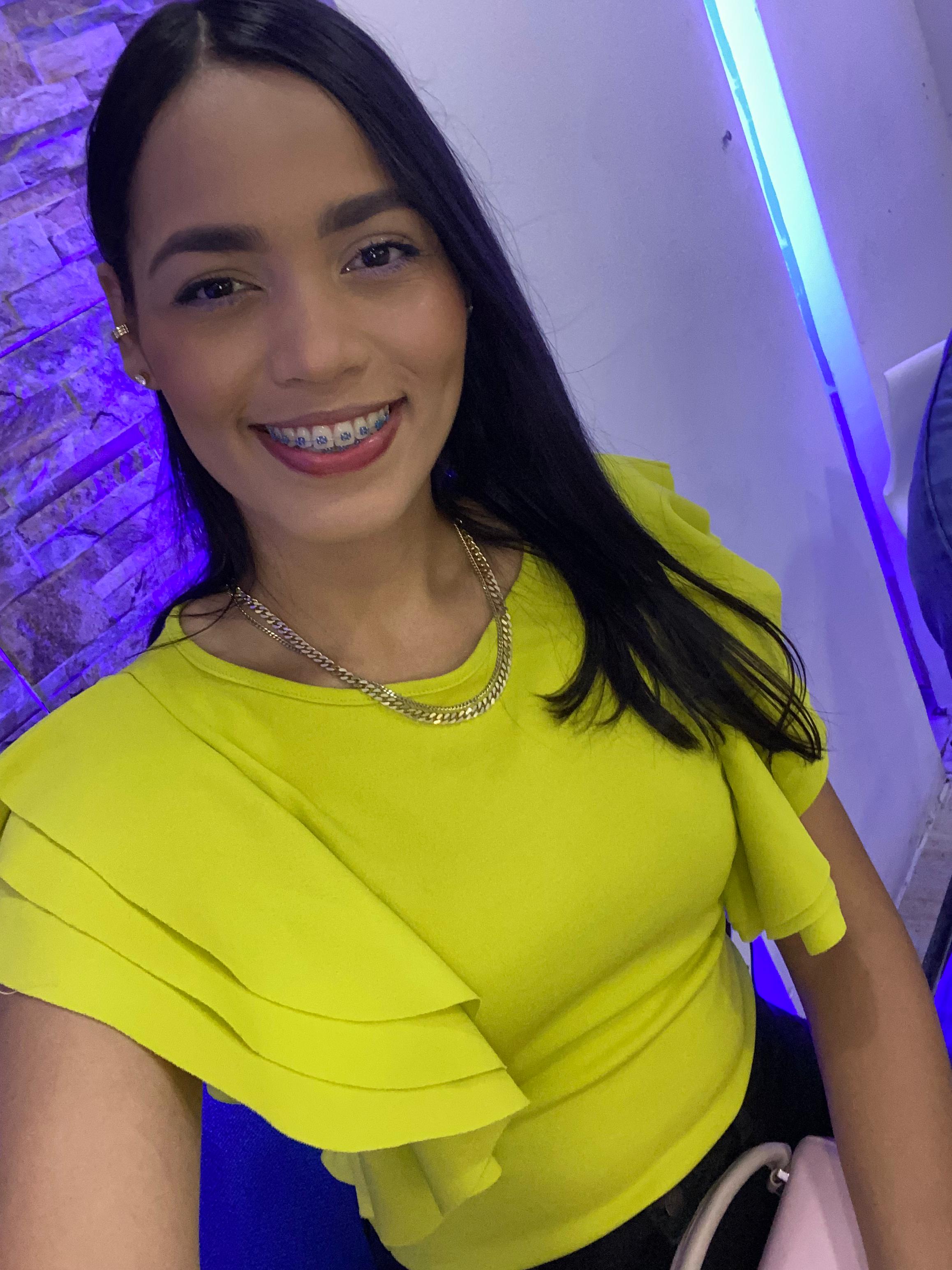 Profile picture for user Laura_Ruz