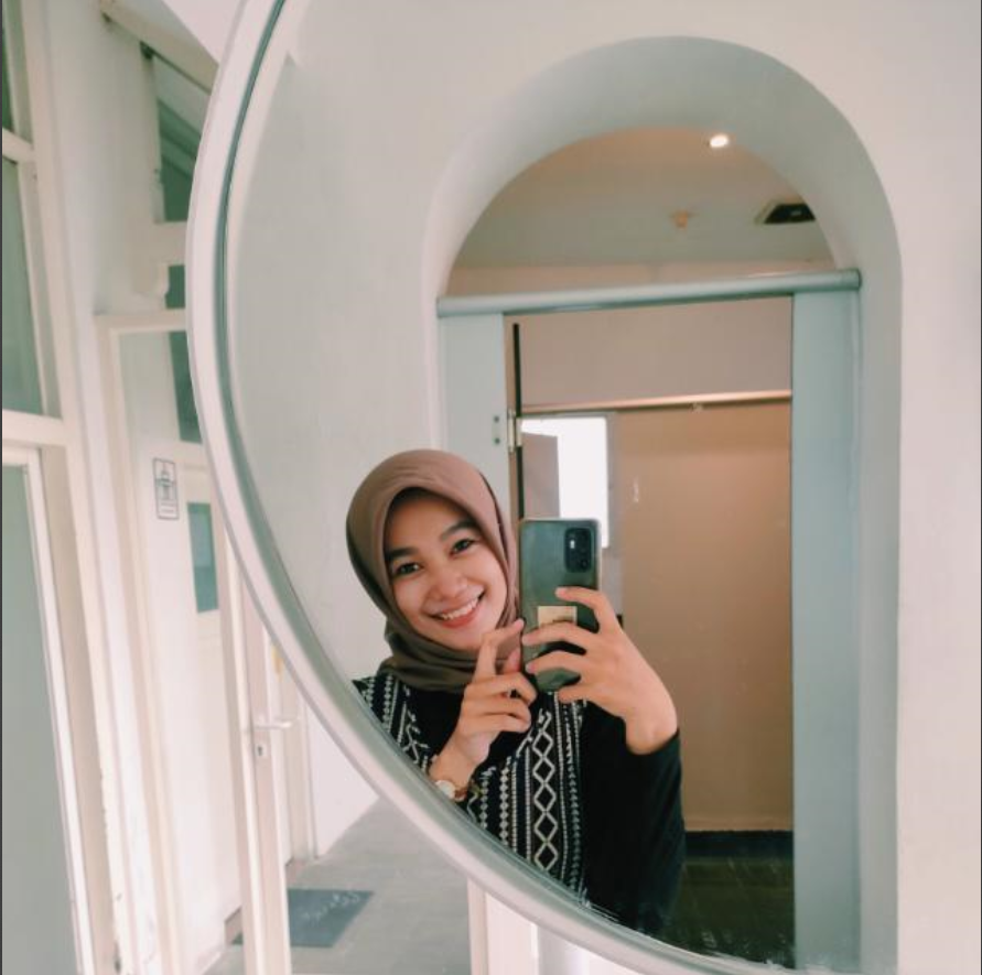 Profile picture for user AyaAzizah