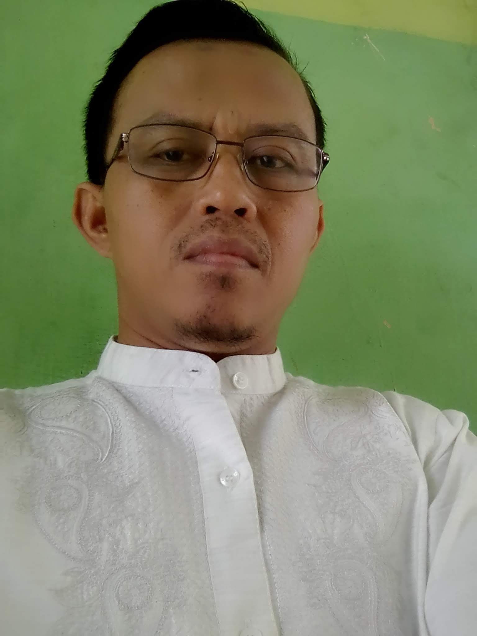 Profile picture for user luthfi73