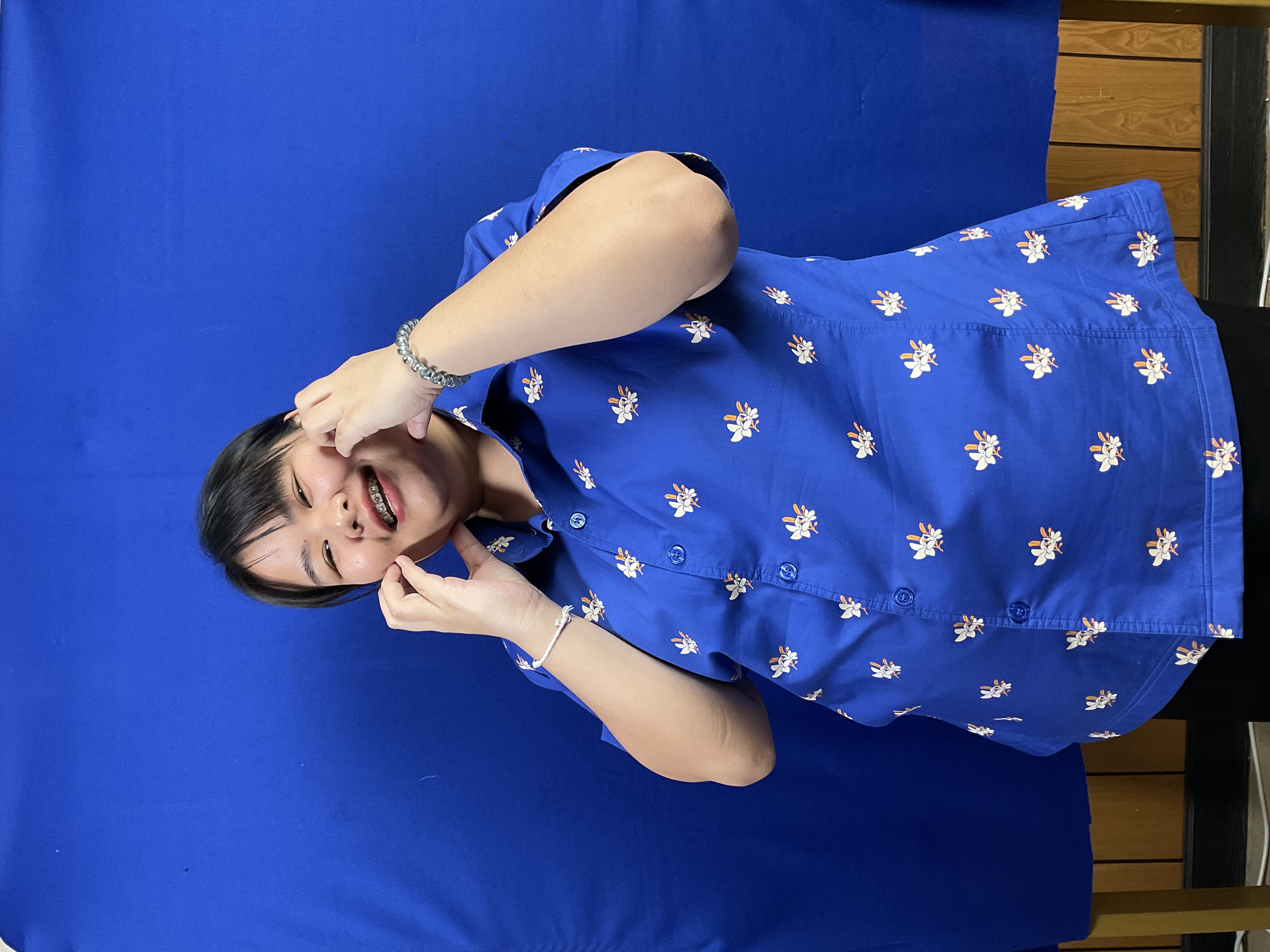 Profile picture for user Apinya425