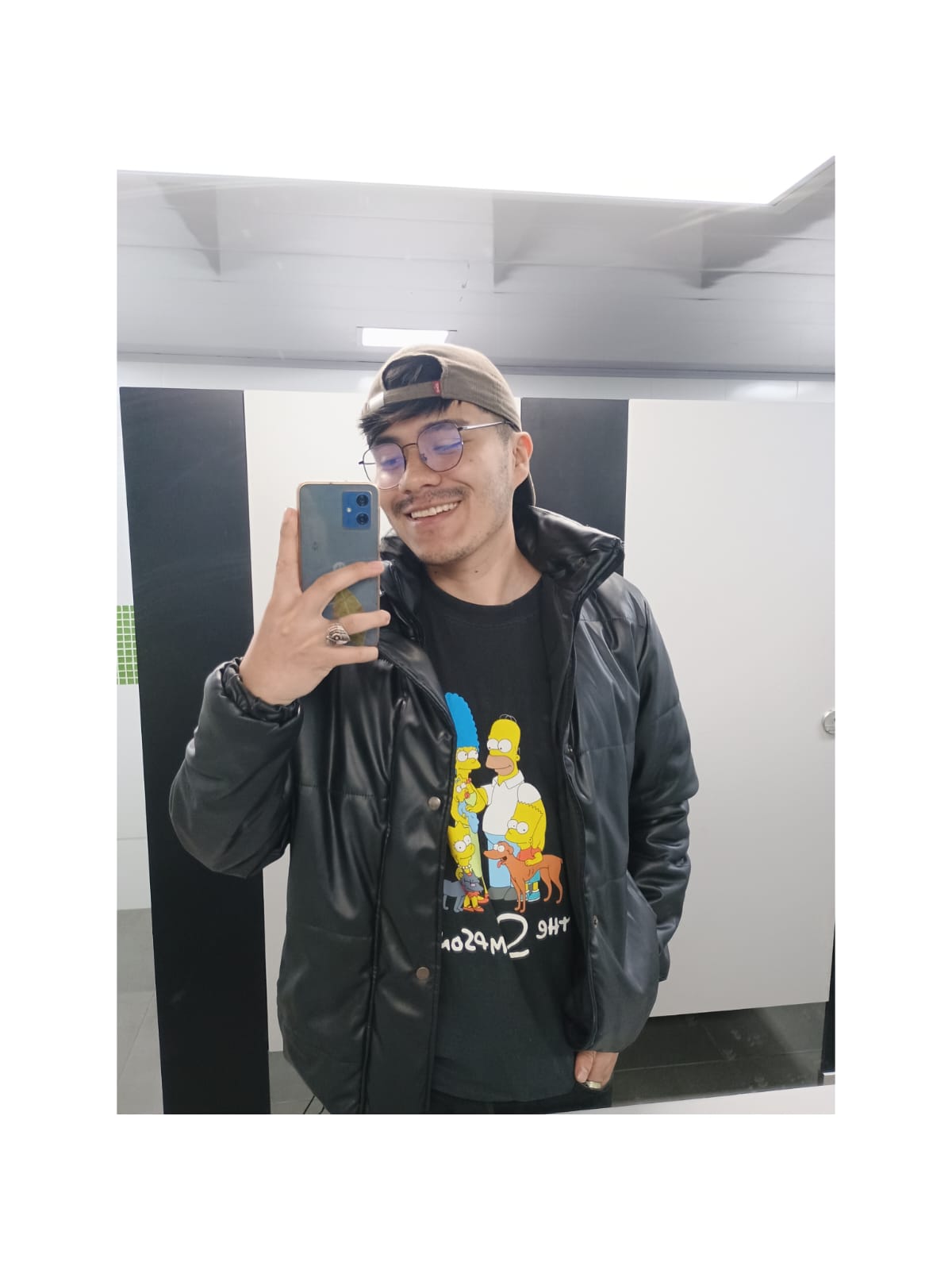 Profile picture for user AlexisTeach