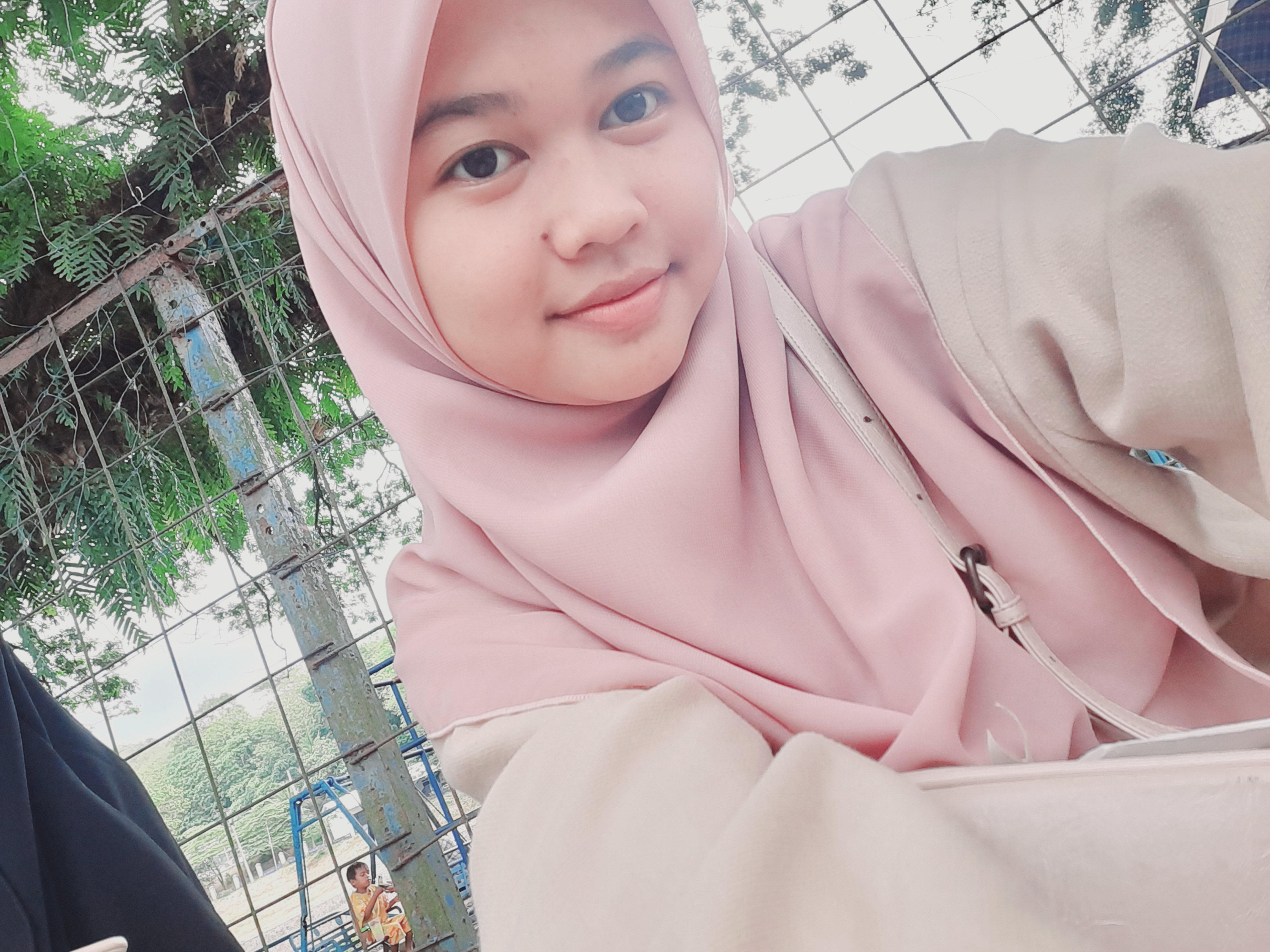 Profile picture for user Riastqmh