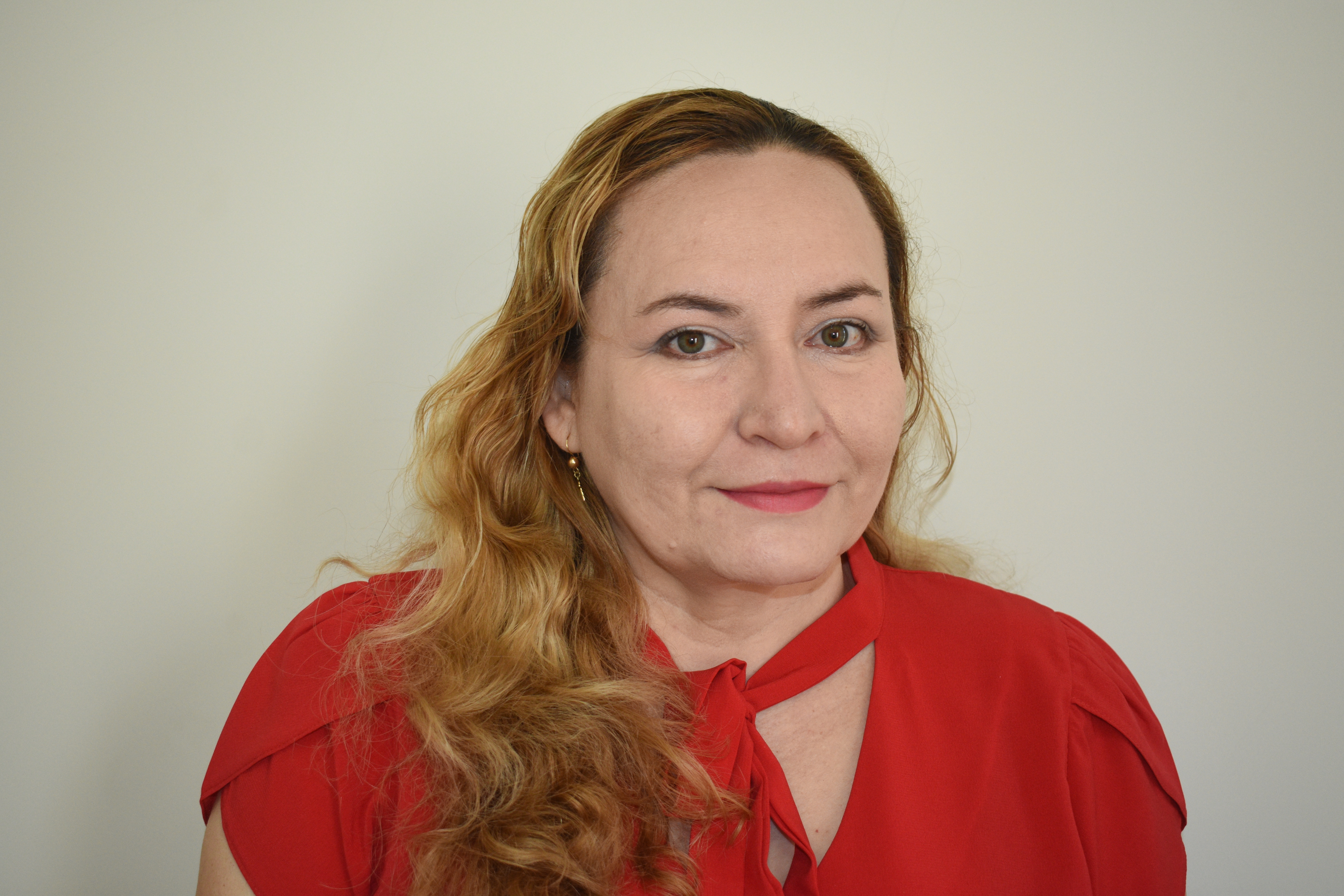 Profile picture for user ROXANAPM